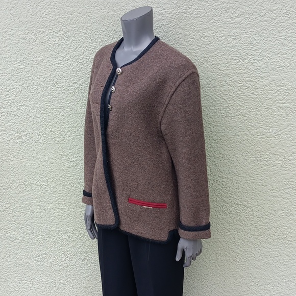 GEIGER COLLECTION (AUSTRIA) LADIES CRESTED PURE WOOL LUXURY SWEATER-COAT - Picture 3 of 17